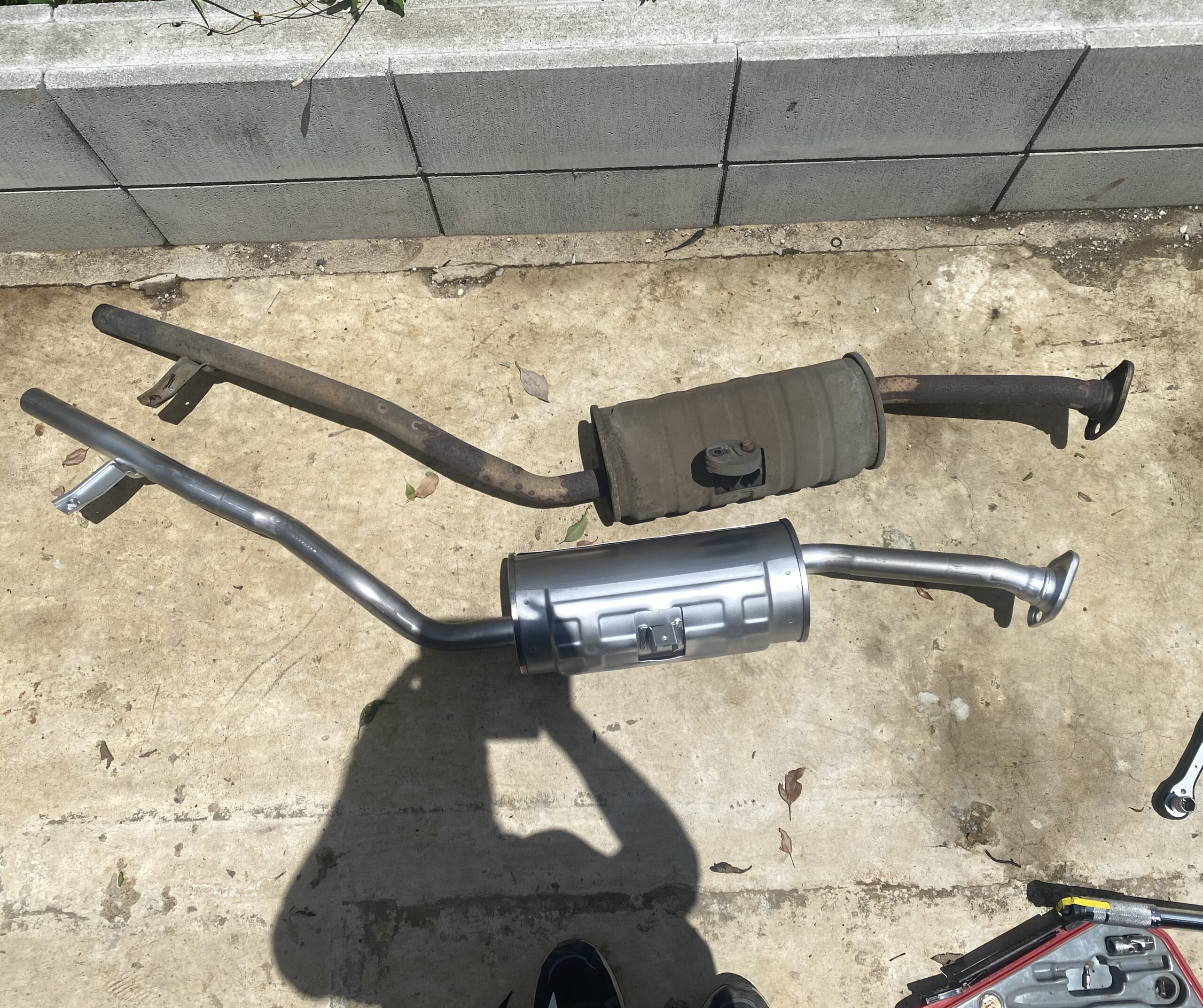 ジムニー（JA22） マフラー交換 – 石和カフェ