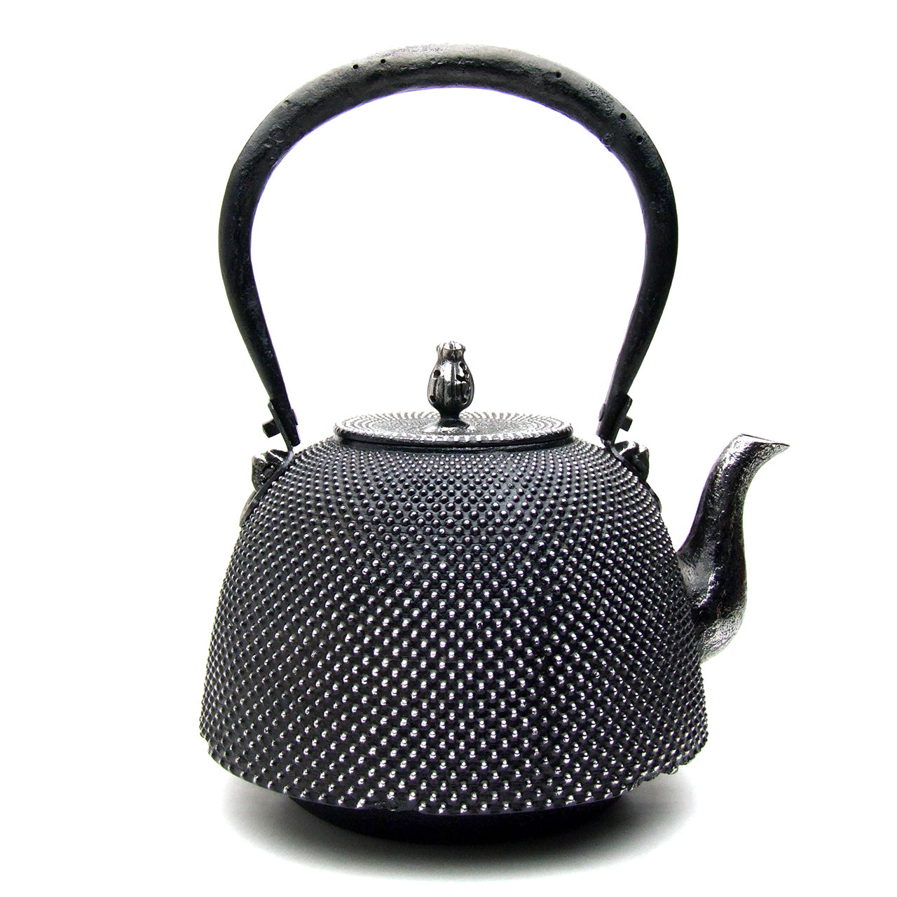 南部鉄瓶｜南部型 霰 2.0L – 有限会社薫山工房