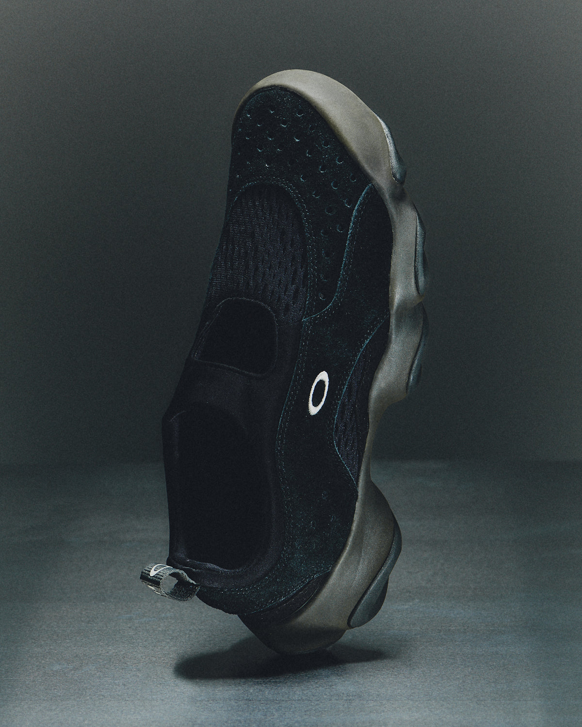 Oakley Factory Team Suede Flesh Sandal- BLACK – narrative outdoor