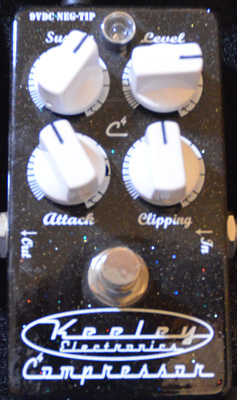 Keeley 4 Knob Compressor | ChasingGuitars