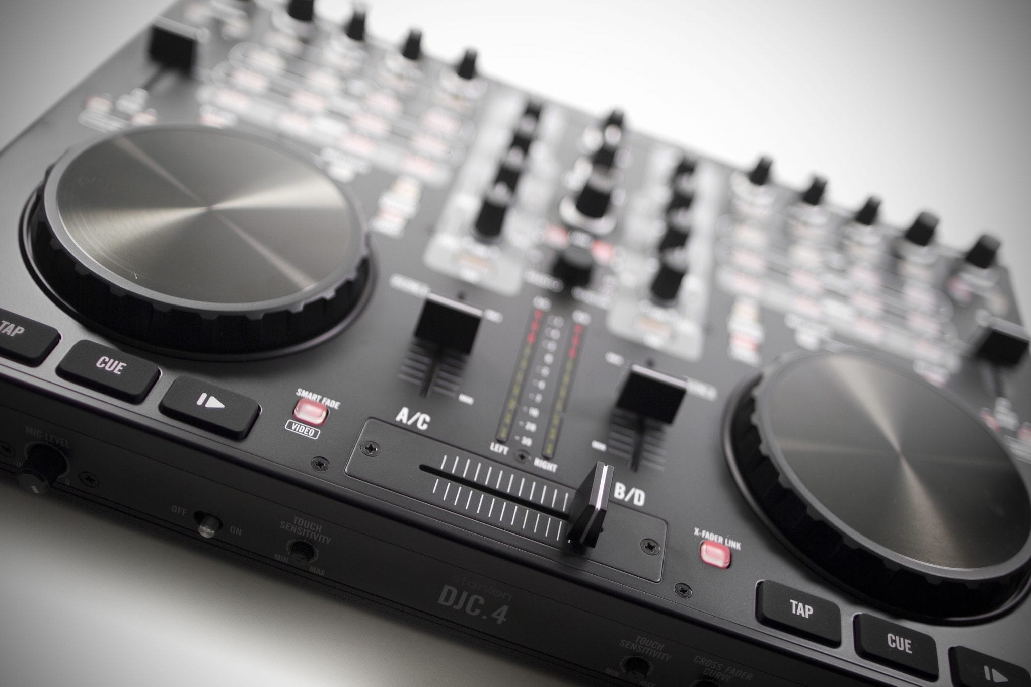 REVIEW: Stanton DJC.4 DJ Controller – DJWORX