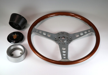 商品案内 】 N.O.S. レスレストングランプリ ウッドステアリング MINI