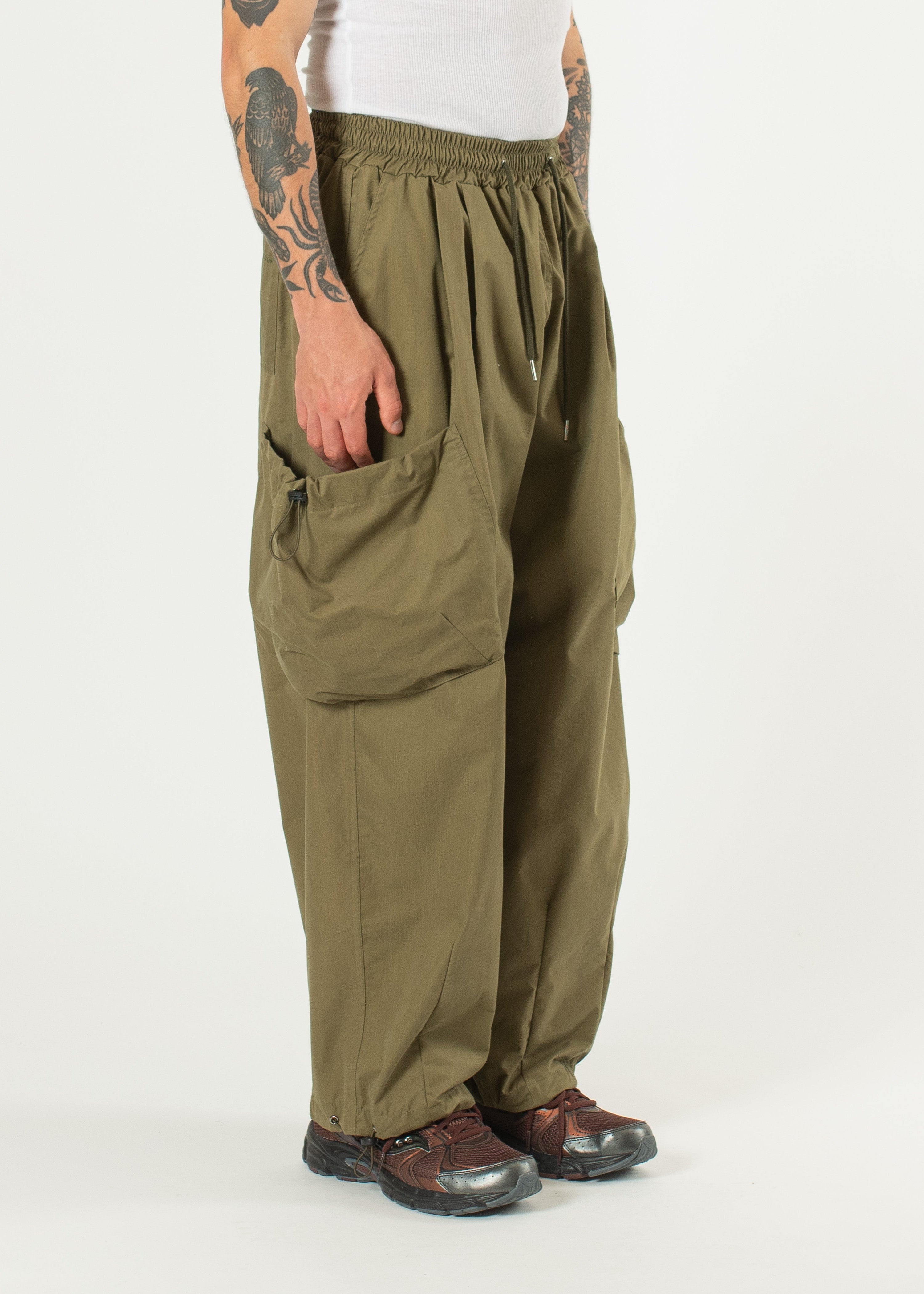 Bungee-strap Cargo Pants – Estudio Niksen