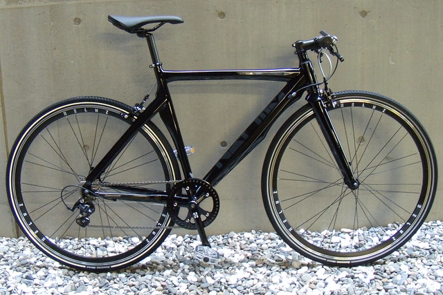 ブリジストン×narifuri 『HELMZ』 | 一条アルチメイト大阪