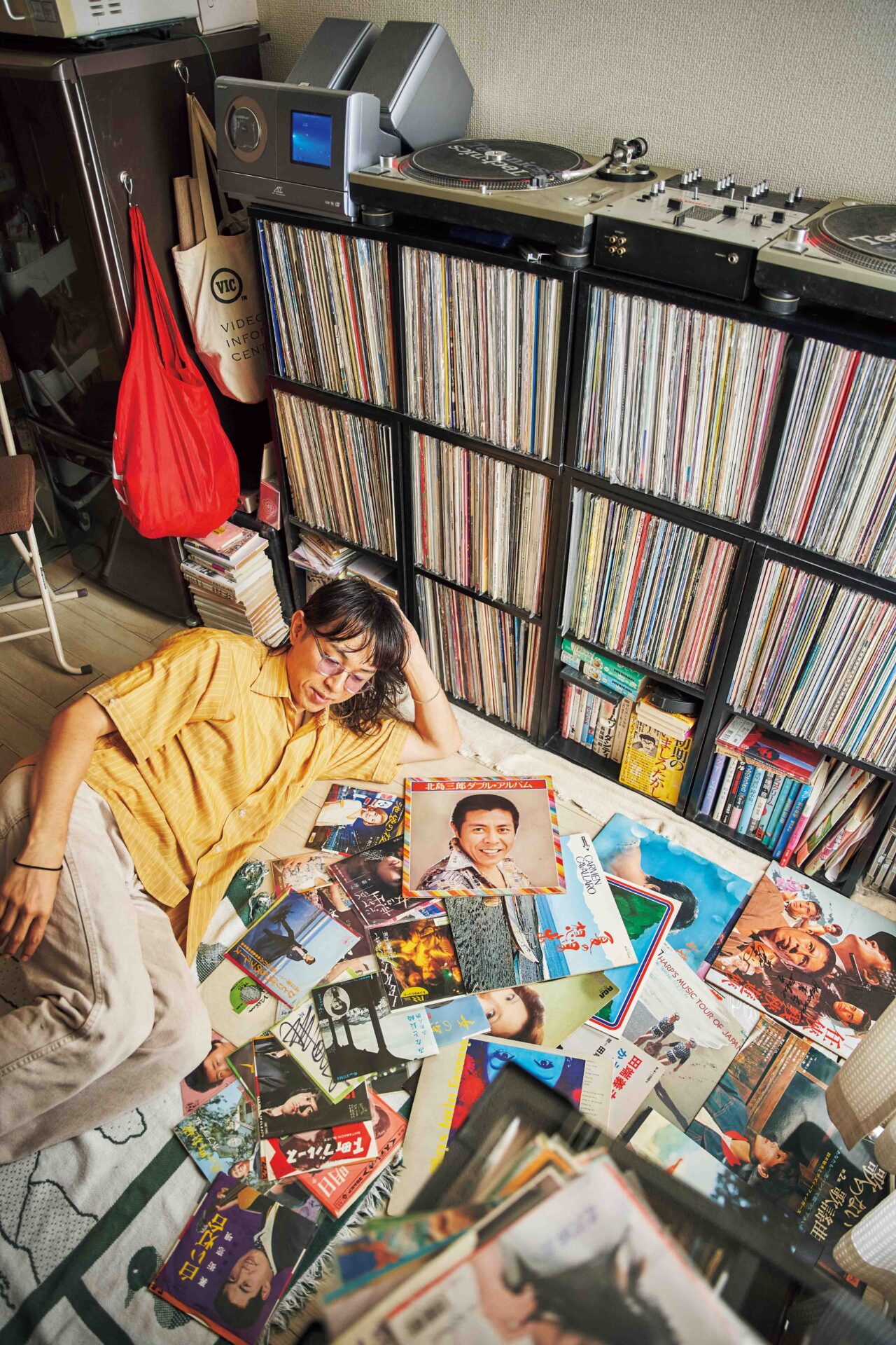 レコード愛を貫くコレクターの部屋【パート1】。 │ Fine Online