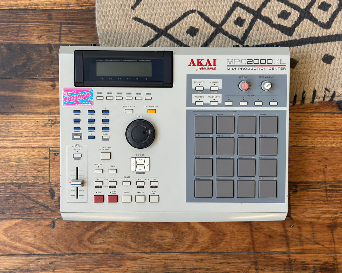 AKAI_MPC2000XL_sku_28457_MPN_1