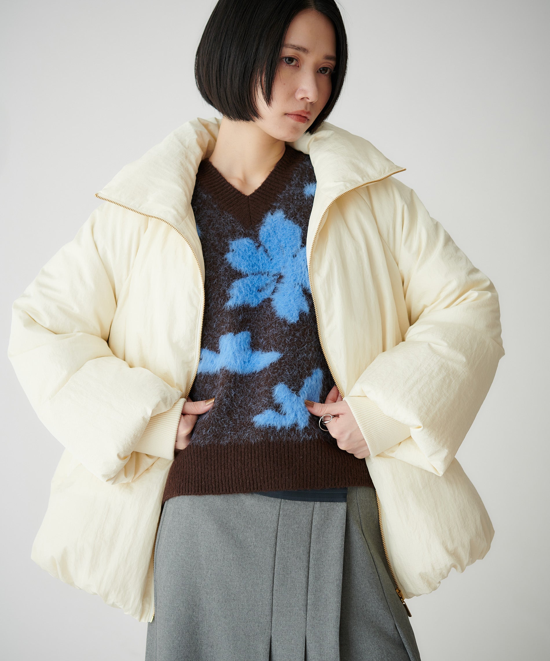 シボタッチAラインダウンジャケット – FACE SANS FARD