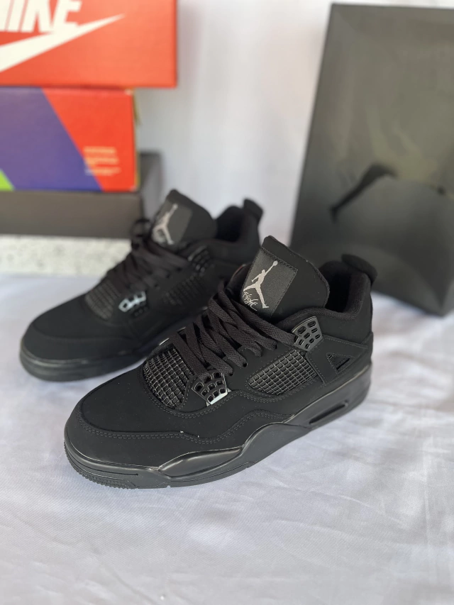 Air Jordan 4 Black Cat - Comprar em Bigodewear