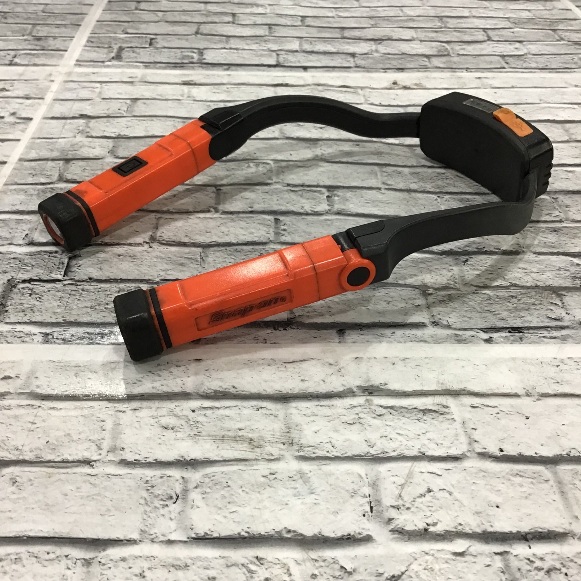 スナップオン(Snap-on) 充電式ハンズフリーLEDネックライト ECHDC038O