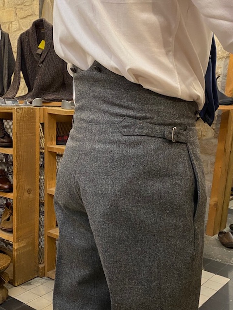 ワードローブに1本、必須のタンゴパンツ | ANATOMICA SAPPORO