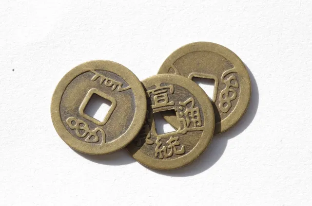 中国古銭とは？偽物を見分けるポイントを解説 | 骨董品・古美術品の