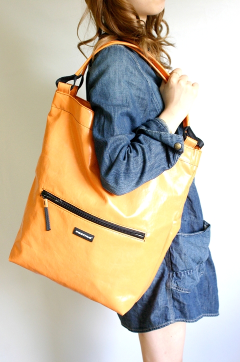 FREITAG F60 JOAN ＆ F61 BETTY | 印blog