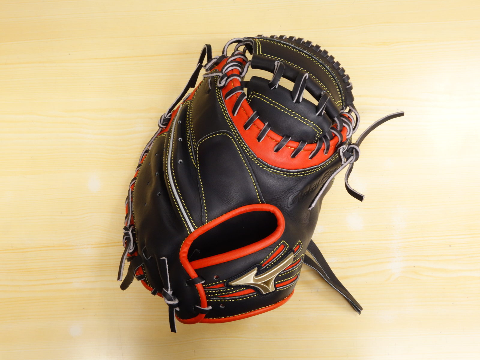 39 様 軟式用 ミズノ グローバルエリート オーダー キャッチャーミット