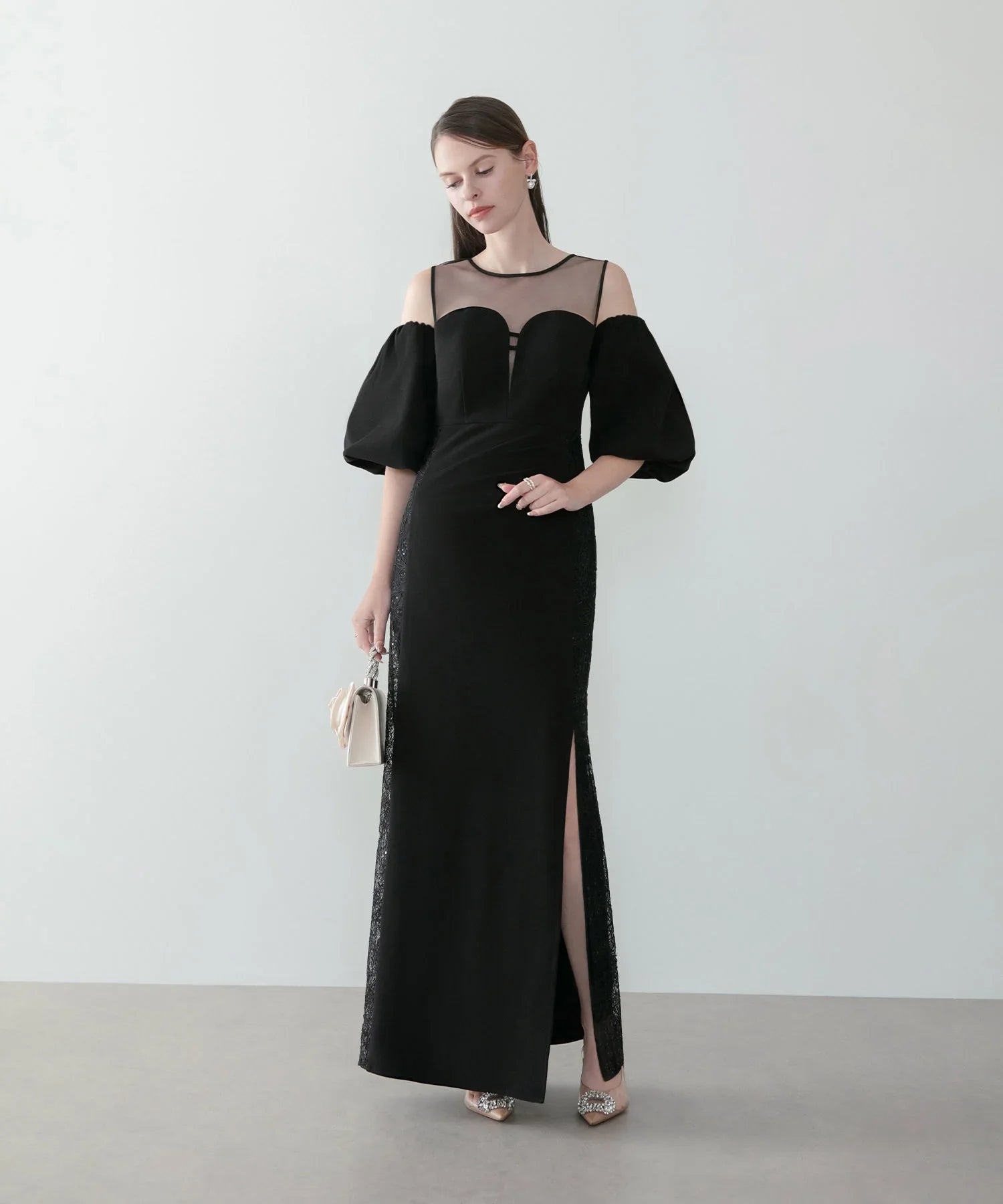 LEJA LUXE】サイドレースシアーデコルテパフスリーブスリットドレス