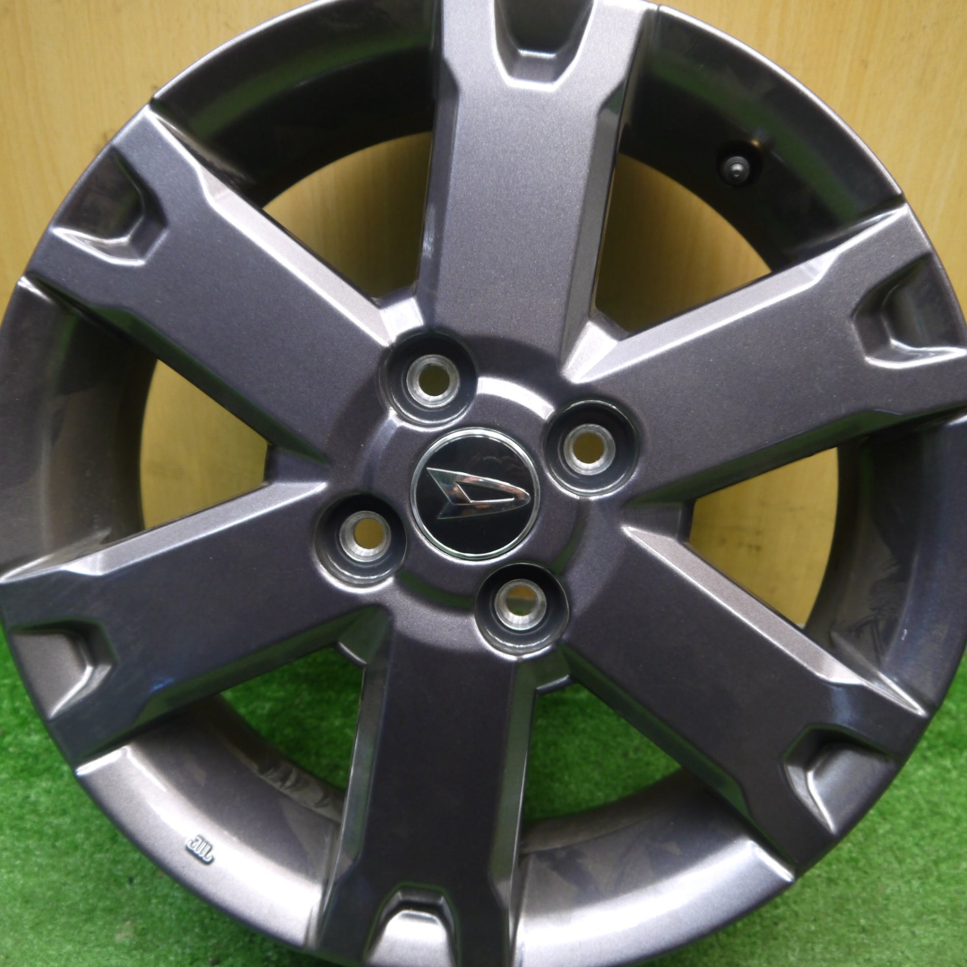 新車外し！1本☆ダイハツ タント ファンクロス 純正 ホイール 15インチ