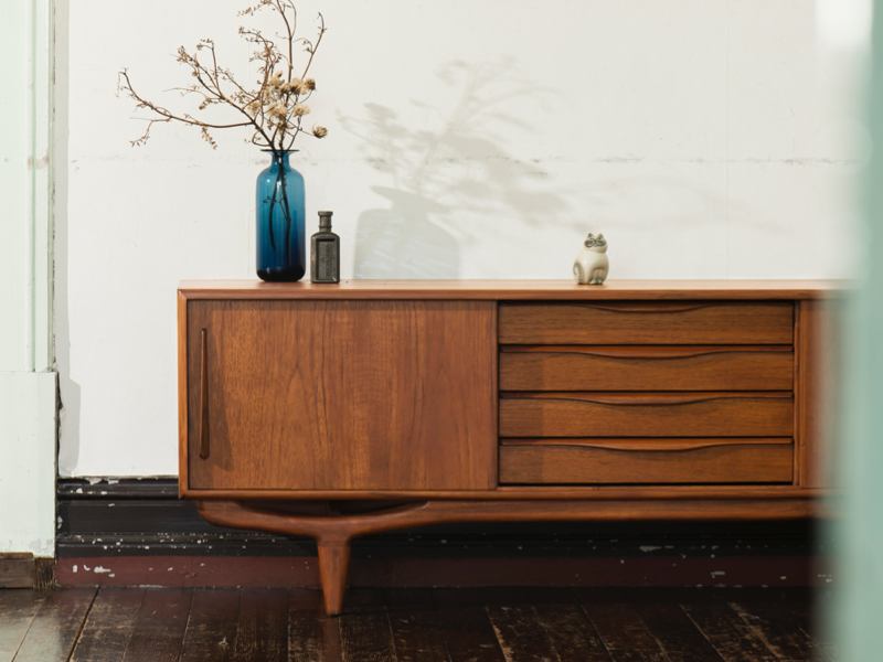 ミッドセンチュリー家具・イームズデザインのタイムライフチェア等入荷