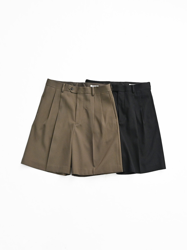 AURALEE (オーラリー) LIGHT WOOL MAX GABARDINE SHORTS