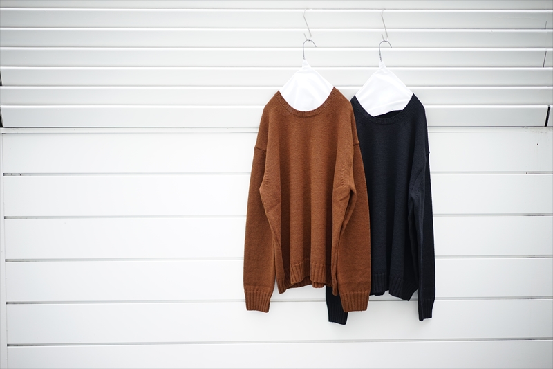 AURALEE(オーラリー)