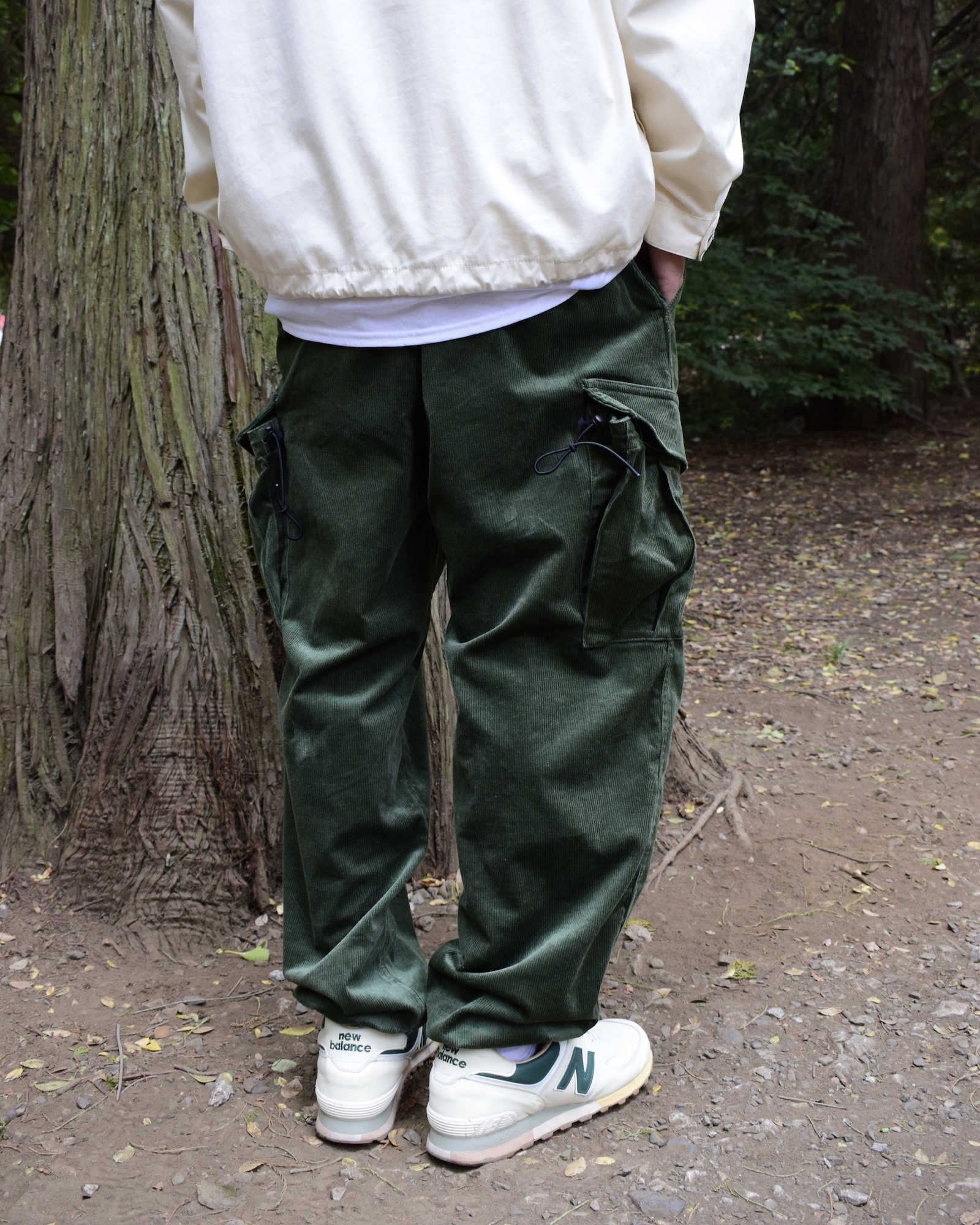 Buyer Pantsの新色をオンラインにもアップさせて頂きます | the Apartment