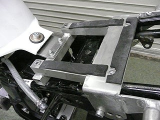 NSR50タンクステー（エイプ用） | ダイレクト・ドットコム・レーシング