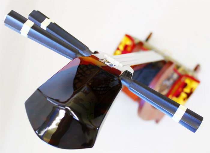 岸本尚登 作 縞黒檀（カマゴン）知念大工 蛇皮強化張り | わおや三線