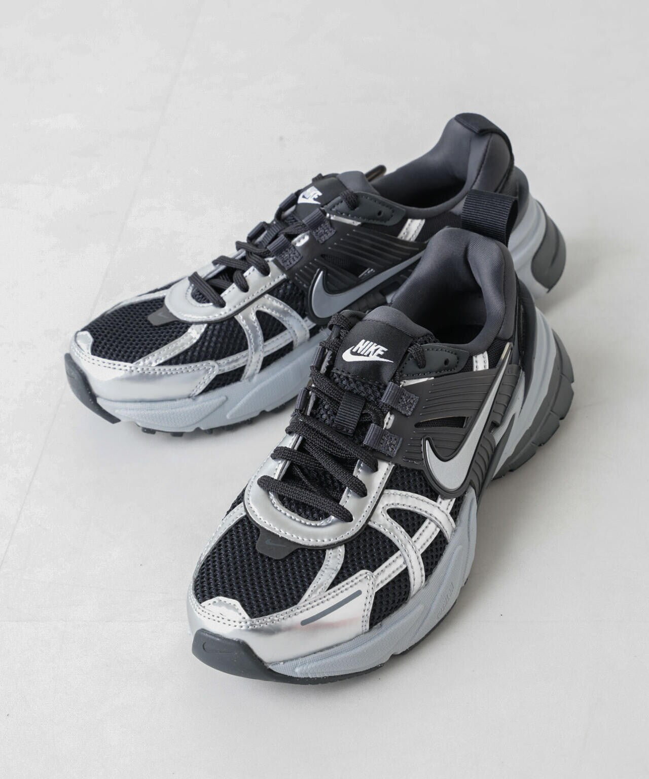 NIKE / ナイキ ウィメンズ V2K ラン