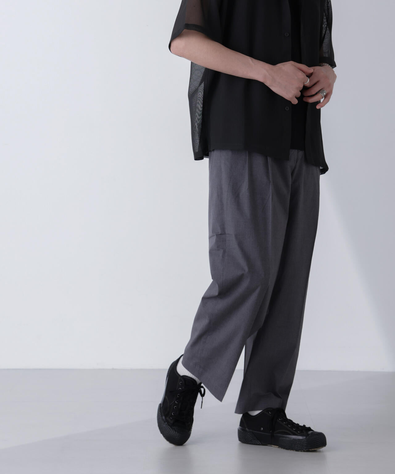 TCクールマックス ツータック スラックス ワイドシルエット