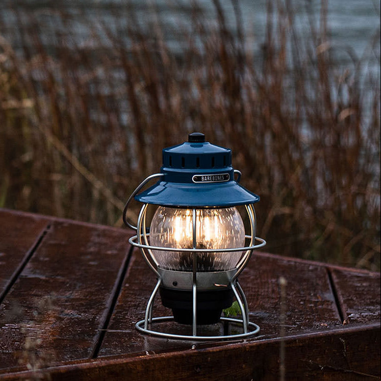 Barebones Living ( ベアボーンズ ) レイルロードランタンLED