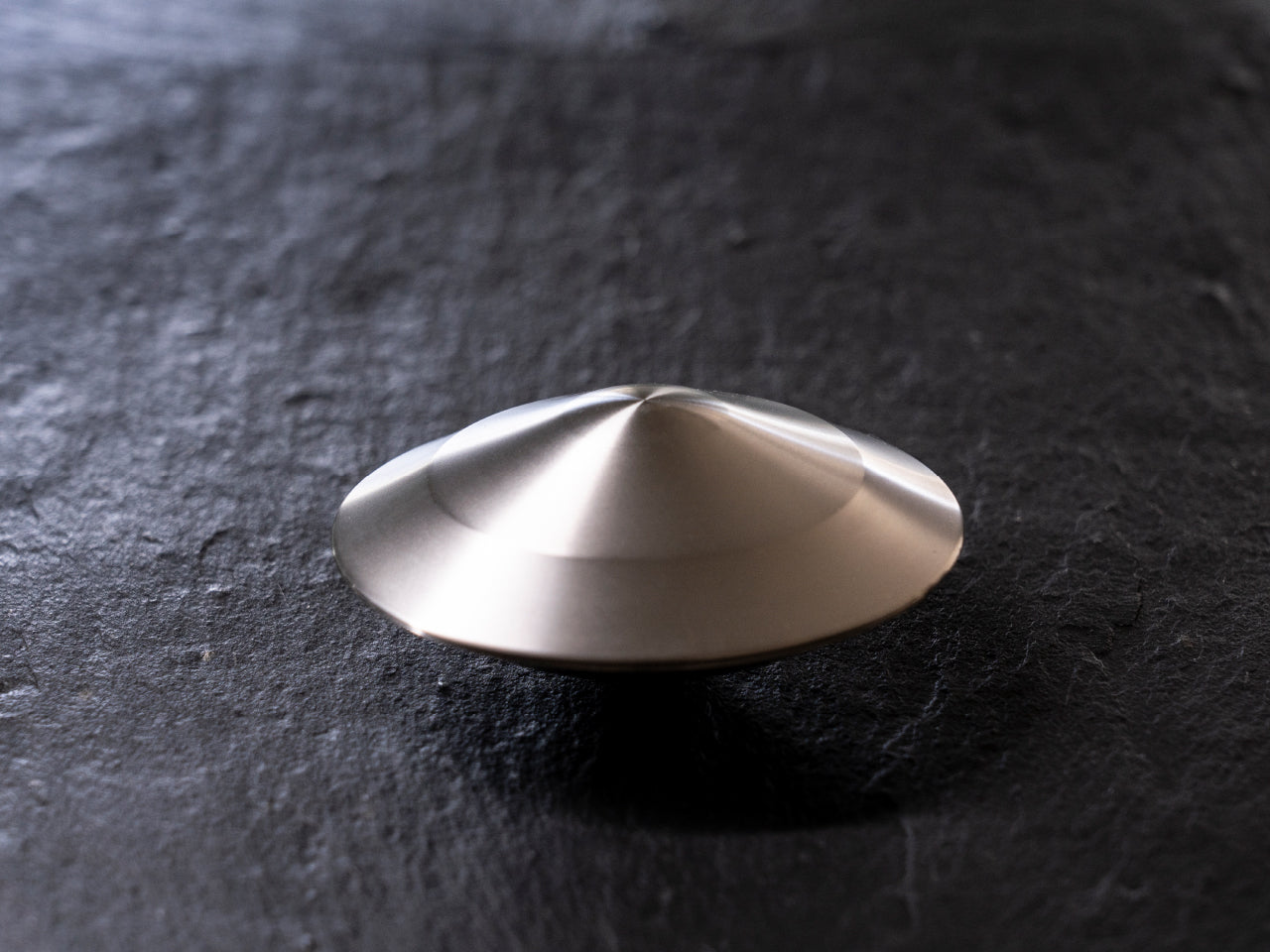 カーボンバランサー α UFO-M – HEALING.