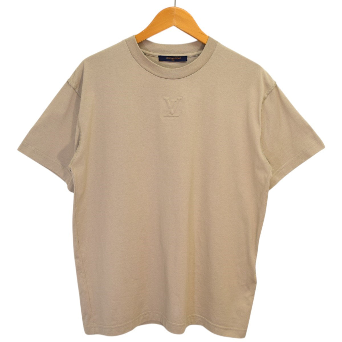 LOUIS VUITTON(ルイヴィトン) エンボスLV Tシャツ 2025SSRM251Q DT3