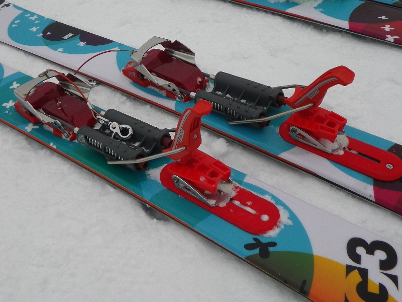テレマークバインディング - 山の道具 ラッピー