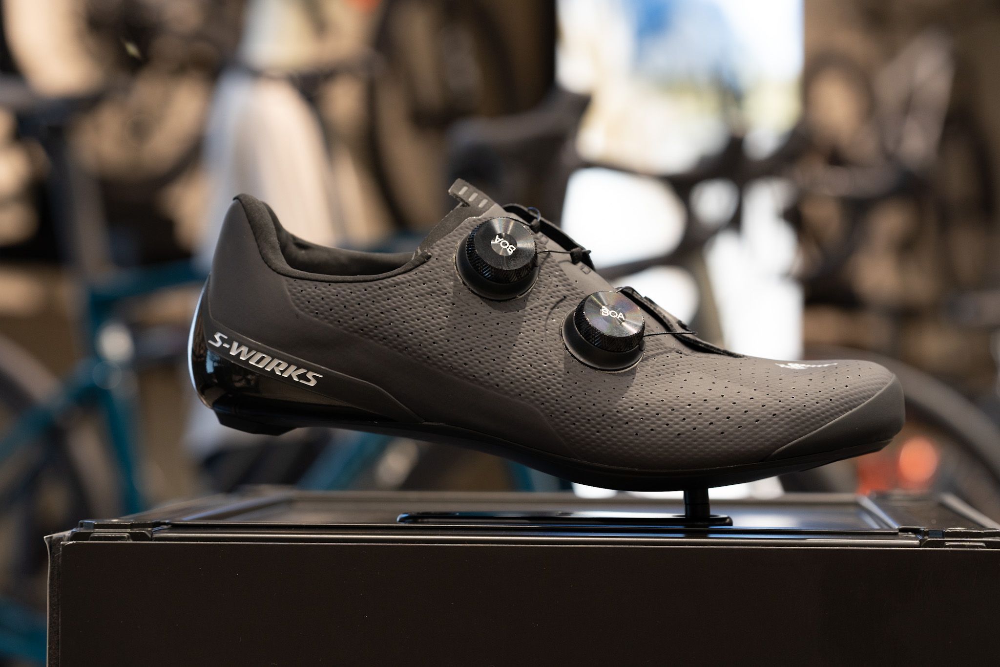 履いていることを忘れる軽さと、至高の履き心地 S-Works Torch 新登場