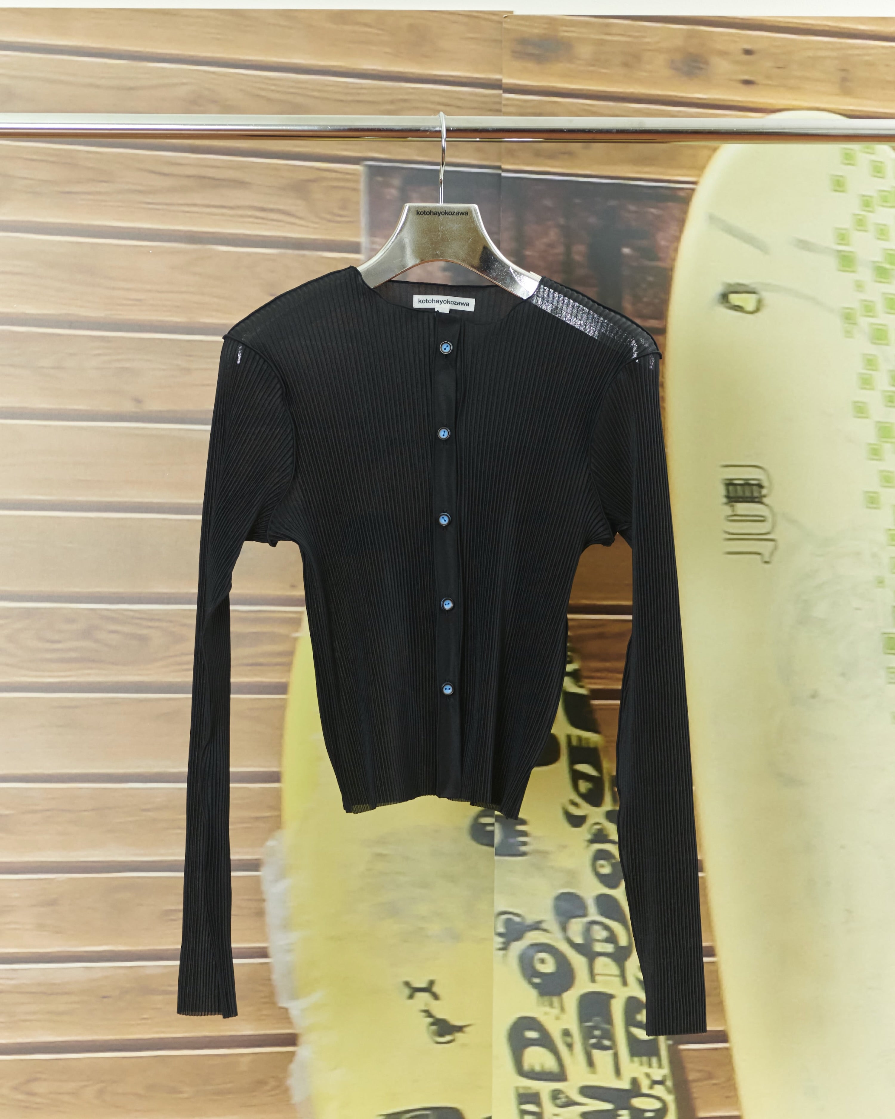 kotohayokozawa(コトハヨコザワ)のSHEER CARDIGAN BLACKの通販