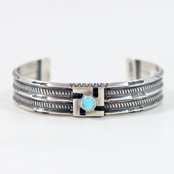 INDIAN JEWELRY VIRGIL BEGAY（ヴァージル ビゲイ） ナバホ族 シルバー