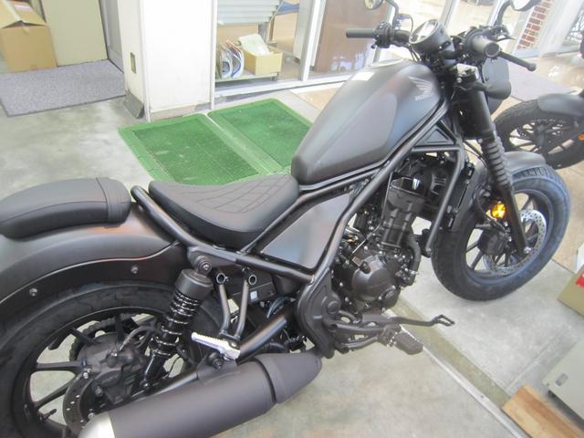 レブル250 シート交換（昭和ホンダ販売（株）の作業実績 2020/09/05