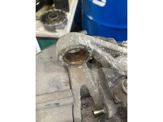 ライブディオ ZX エンジンマウント・ハンガー ブッシュの交換