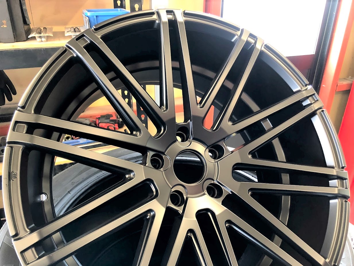 メルセデスベンツGクラスのタイヤ交換が安い。タイヤの事なら岐阜の