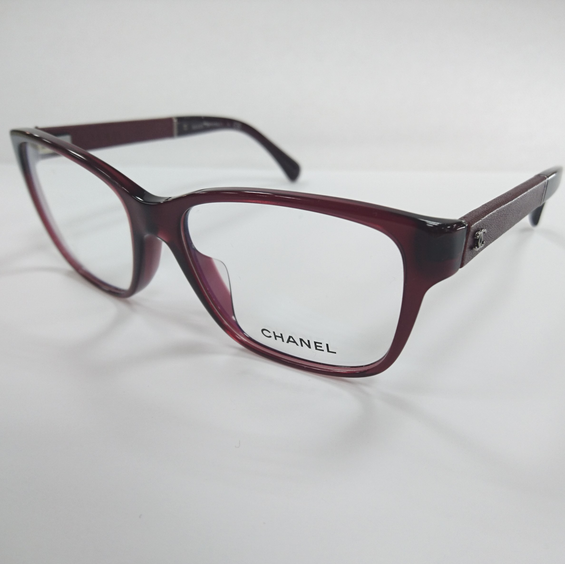 メガネの大宝堂 | シャネルでボストンシェイプを楽しむ～CHANEL「CH3346A」