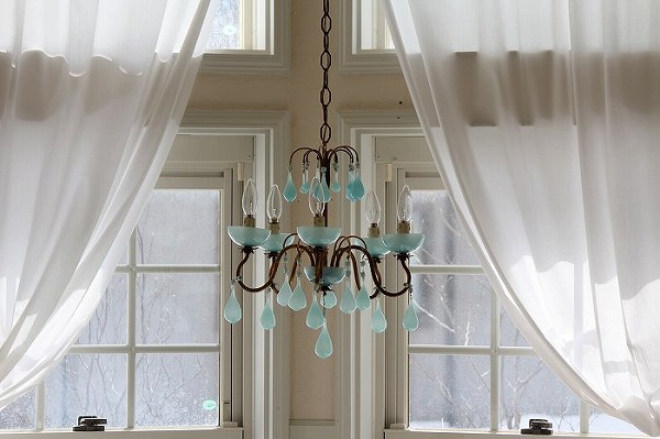 アンティークシャンデリア ブルームラーノ・オパーリンガラス 5灯