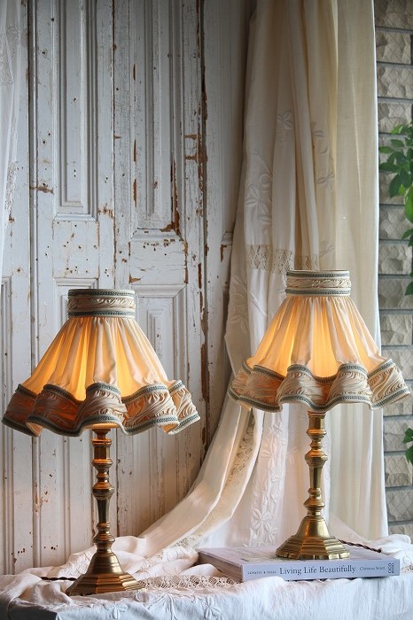 フランスアンティーク 美しくゴージャスなランプスタンド」ココン