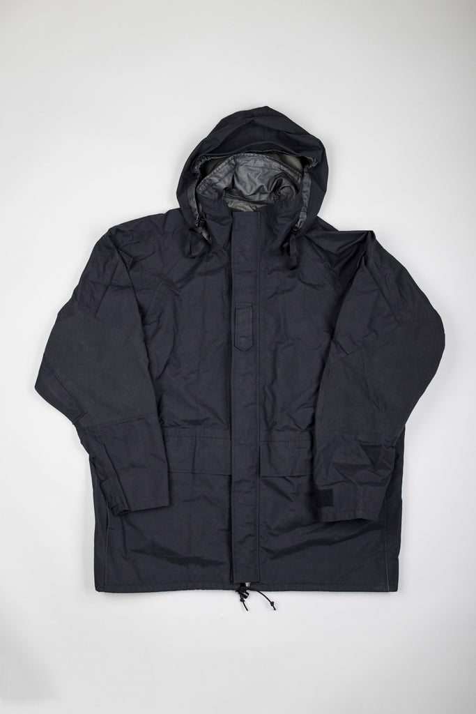 U.S. Army Adventure Tech Gore-Tex Parka / Black | AT EASE SHOP