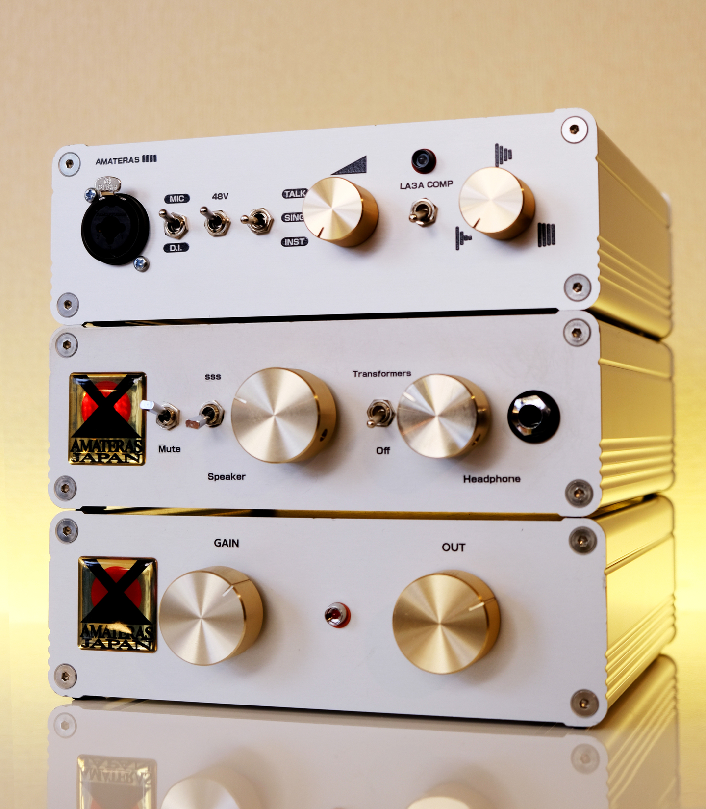 AMATERASレコーディング機材アウトボードやマイクof元レコーディング