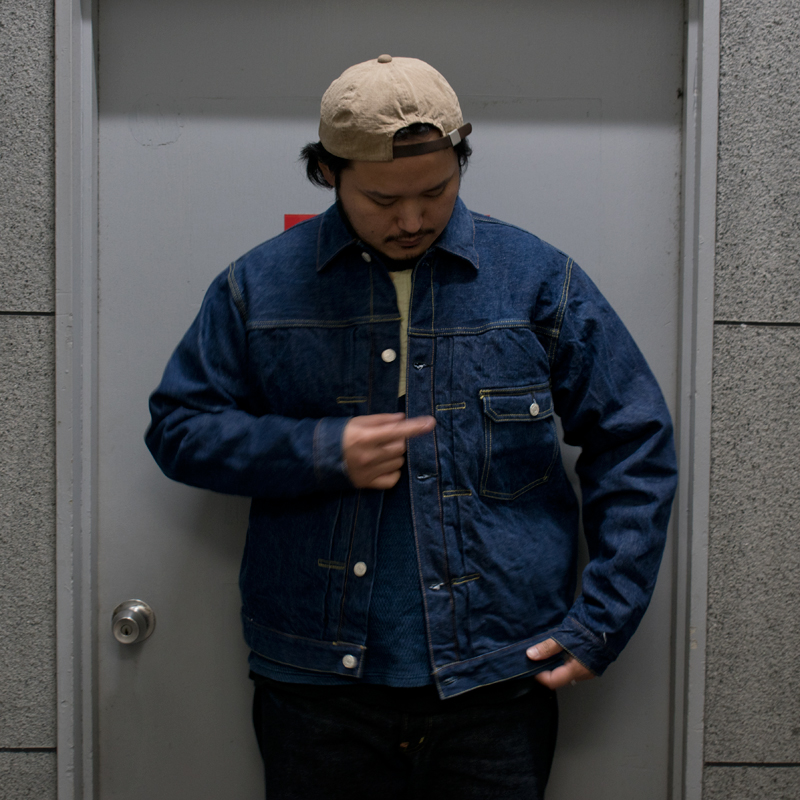 先に上の方が… | デニム・ジーンズの製造・販売 - ステュディオ・ダ