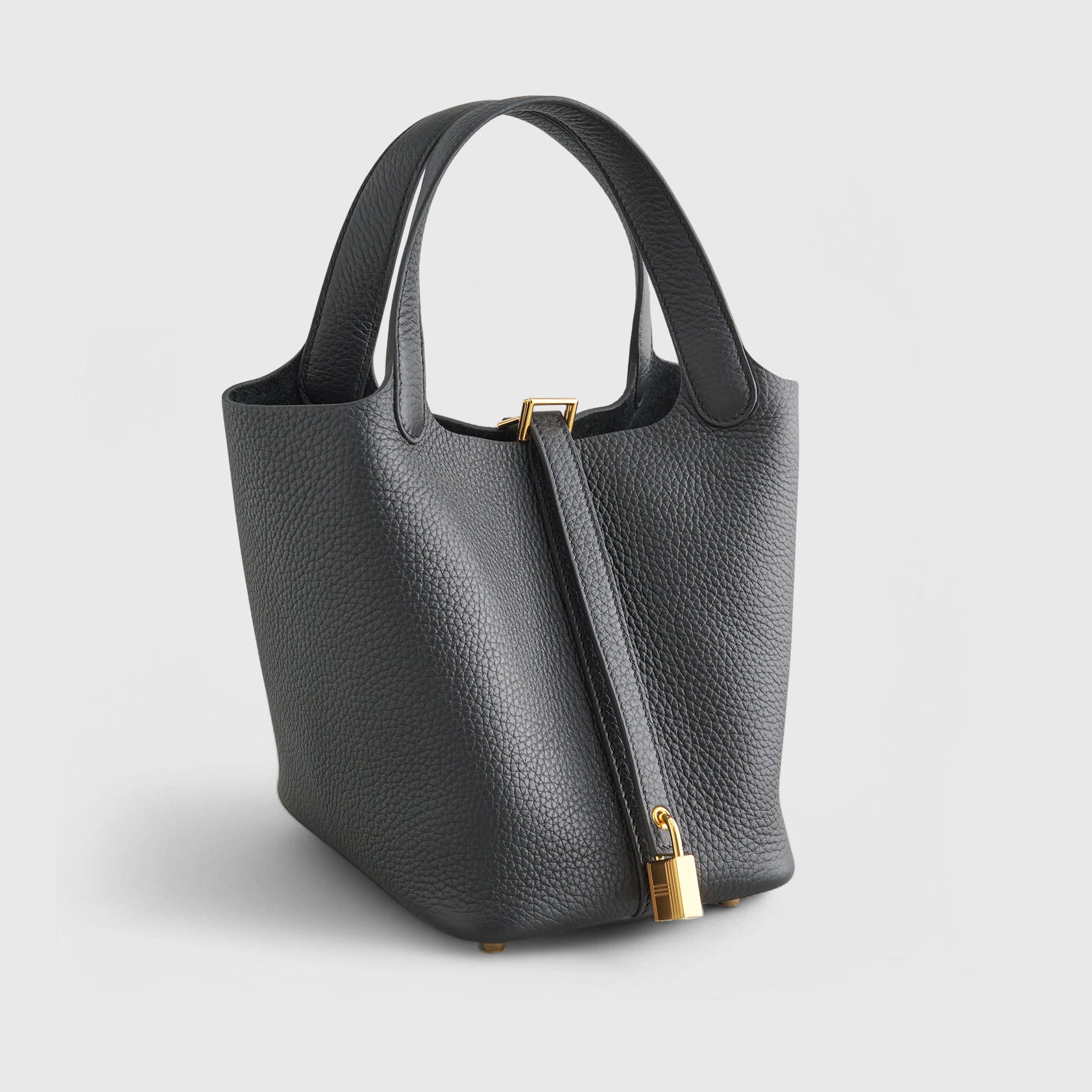Hermès Picotin 18 Clemence Black Gold Hardware