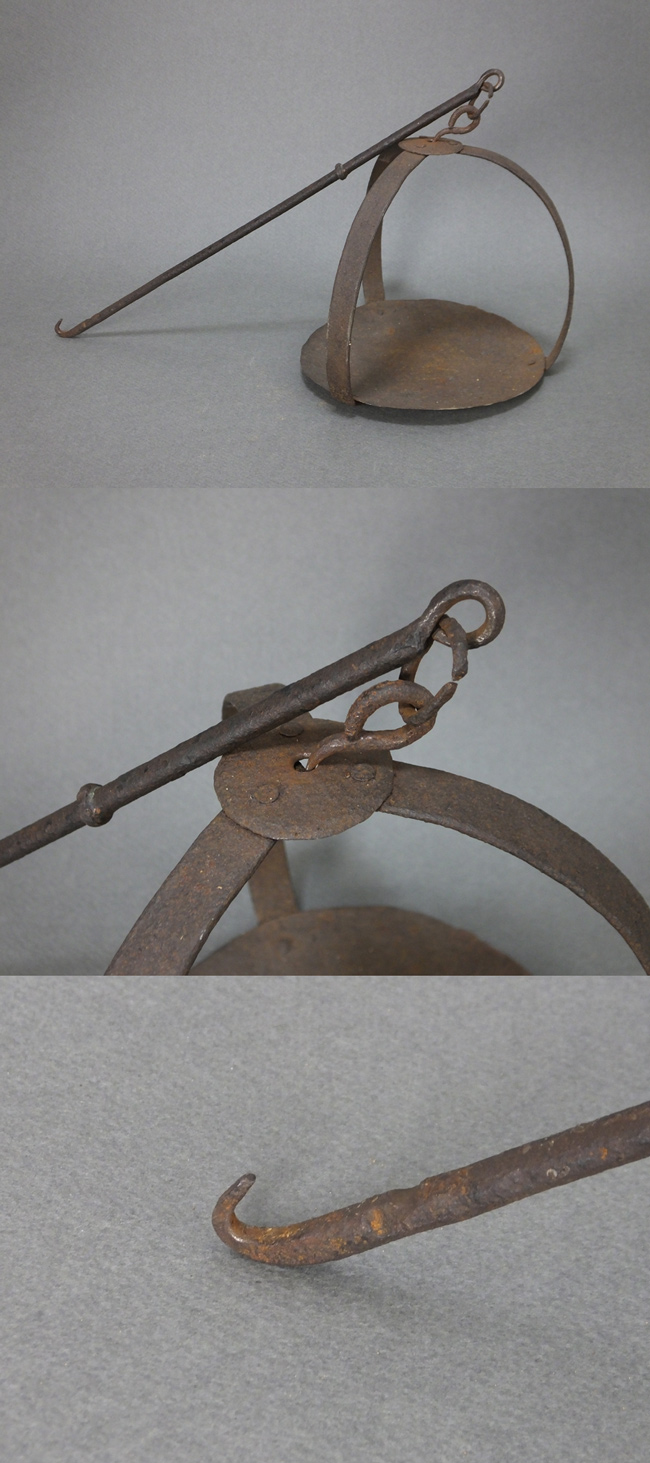 古童 - 鉄 灯火器 | 古美術品専門サイト fufufufu.com