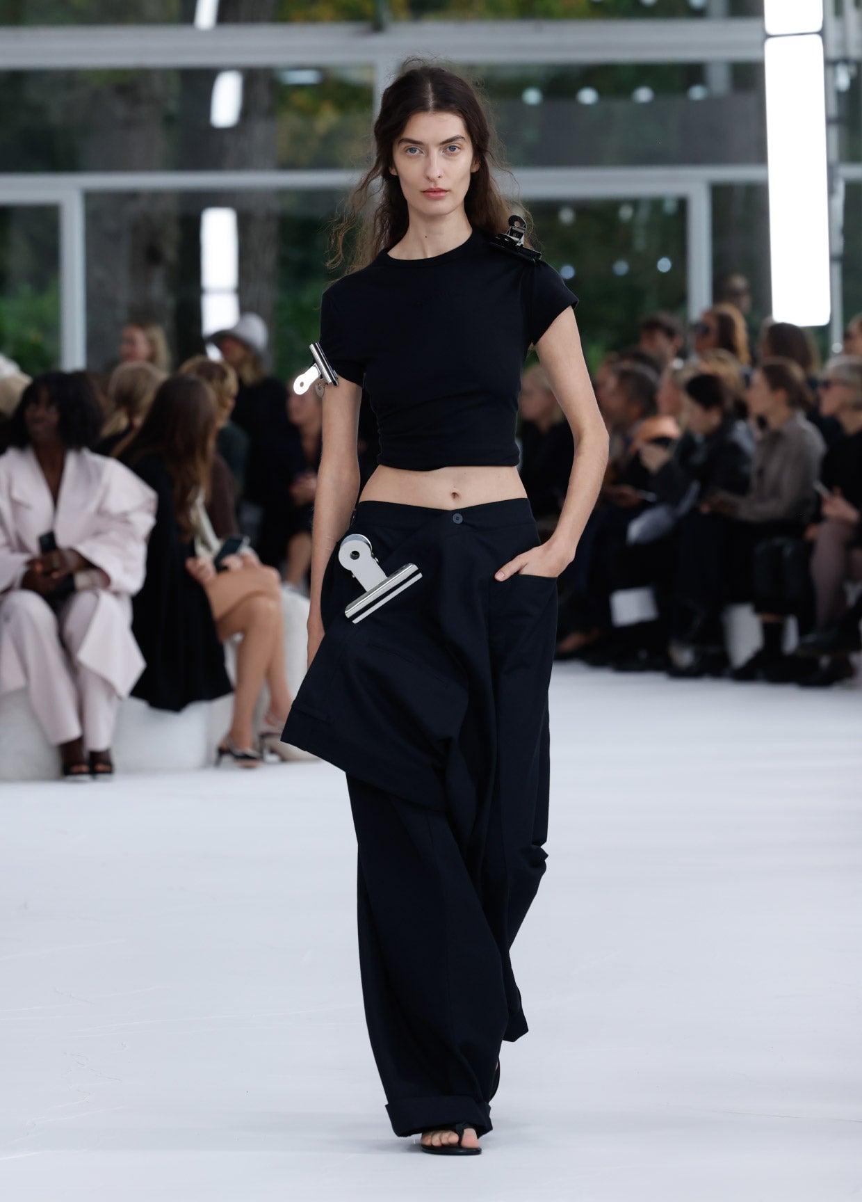 ISSEY MIYAKE SPRING SUMMER 2025 コレクション 27 – isseymiyake.com