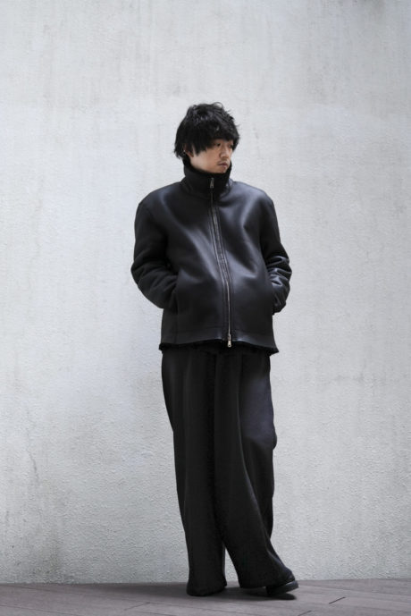 お待たせしました。世界最高のムートンを使用し縫製も最高峰で生涯