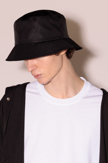 メゾンと全く同じ素材を採用した究極のバケハ！誰しもが似合う最高の