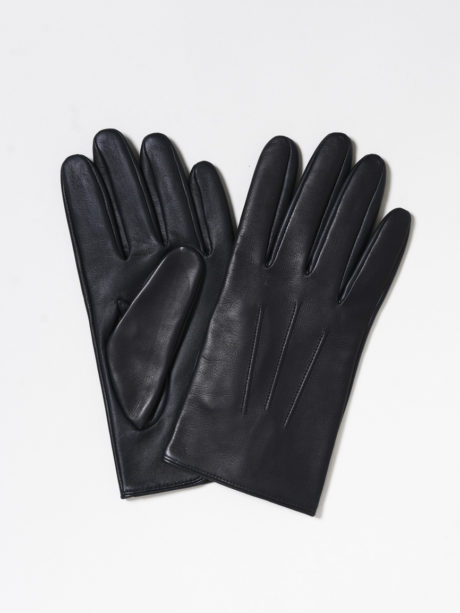 一生物』と言える極上の出来。英国レザーグローブの世界的