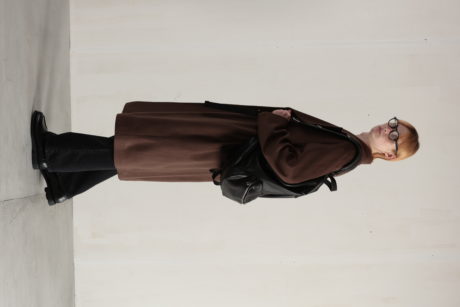 ラグジュアリーブランドが使用するイタリア製フレームを使用！加えて